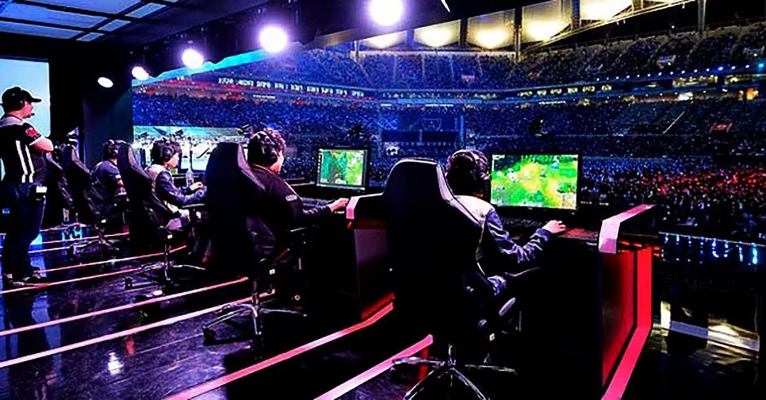 国家应该在 国家应该在