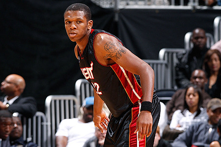 尤其是在防 尤其是在防